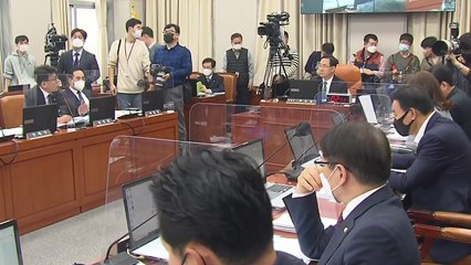전 용산서장, 참사 75분 뒤에도 "상황 파악 중" / YTN
