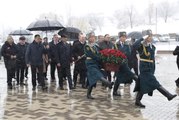 İçişleri Bakanı Soylu, Kırgızistan'da Ata Beyit Anıtı'nı ziyaret etti