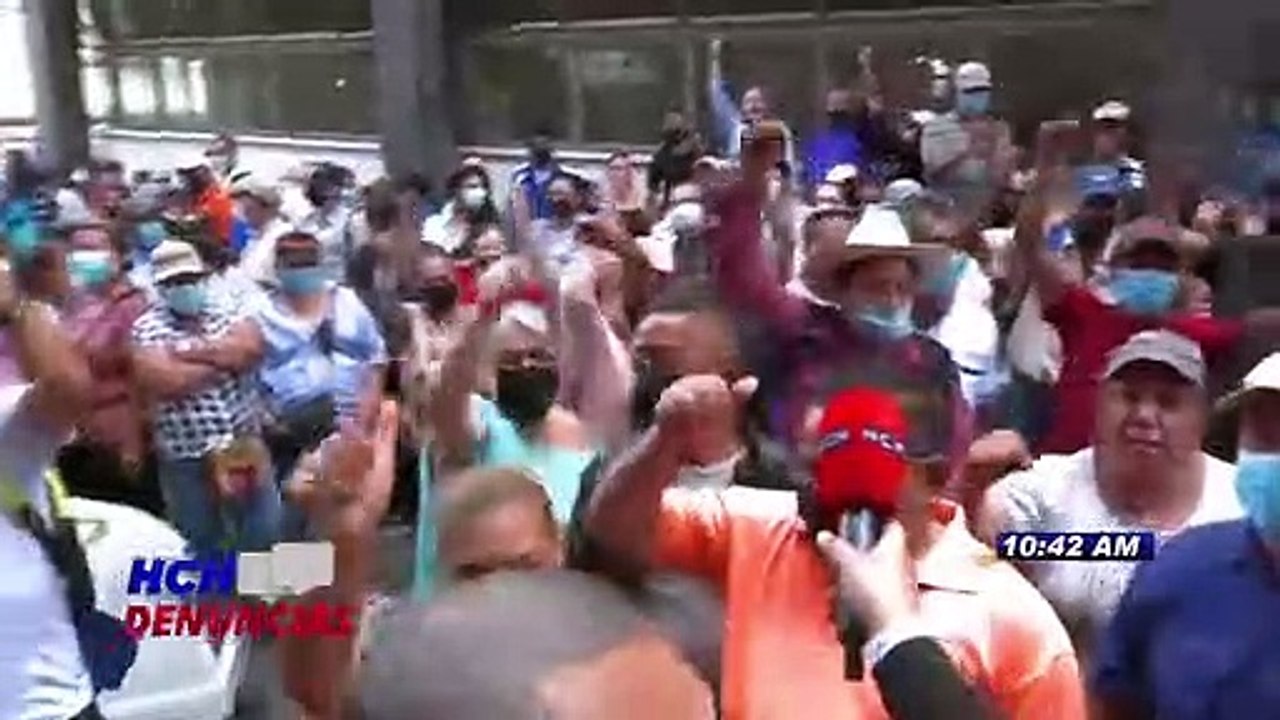 ¡Frente a Finanzas! Exempleados de INSEP exigen “IPC”, y personal del “San Felipe” pagos retrasados