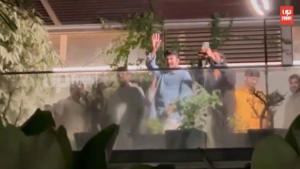 ആരാധകരെ കാണാൻ മമ്മൂക്ക എത്തി | Mammootty  Birthday Celebration at home | UpFront Media