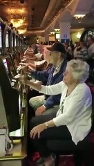 Ca marche avec une canne mais le poignet n'a pas de soucis au casino