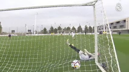 Video herunterladen: El Real Madrid comienza a preparar el partido contra el Cádiz