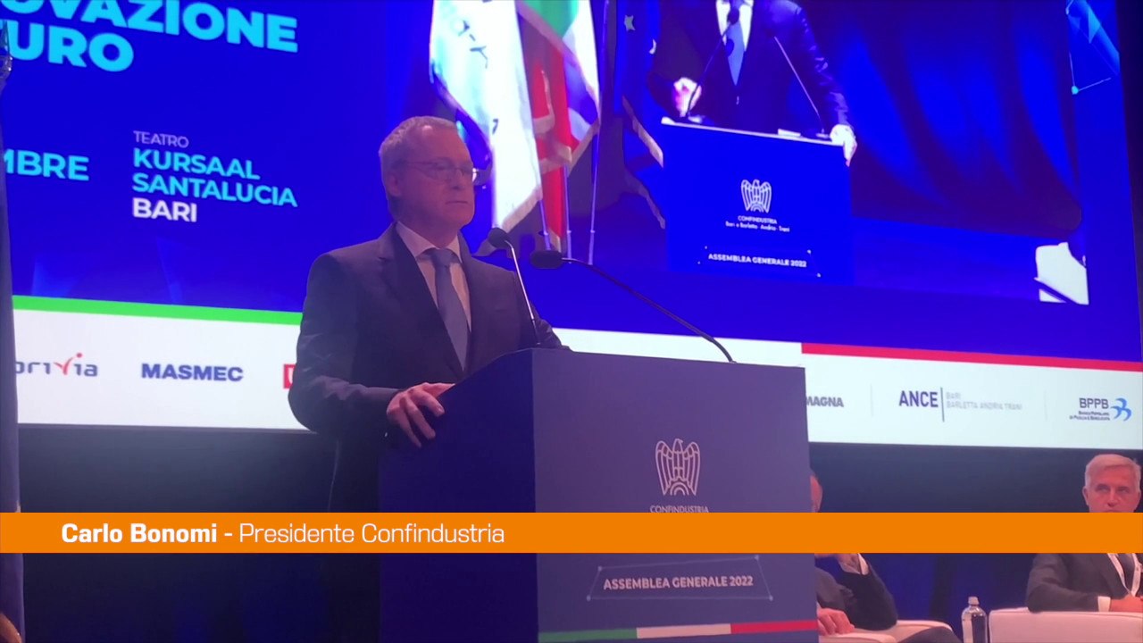 Bonomi "Serve creare lavoro, non ha senso comprare bus elettrici"