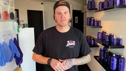 Antoine Vaillancourt de Deluxe Esthétique explique son projet de paniers de Noël