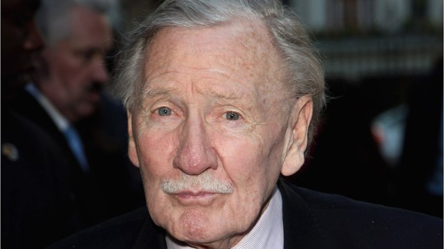 VOICI : Mort de Leslie Phillips : l'acteur qui avait incarné le Choixpeau magique dans Harry Potter est décédé à 98 ans
