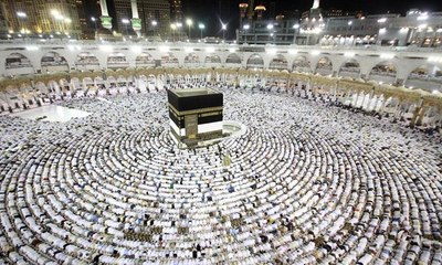 السعودية تلغي تكرار العمرة
