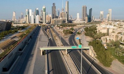 الكويت تؤكد أنه لا يوجد قرار بخصوص إيقاف أو سحب رخص القيادة للمقيمين