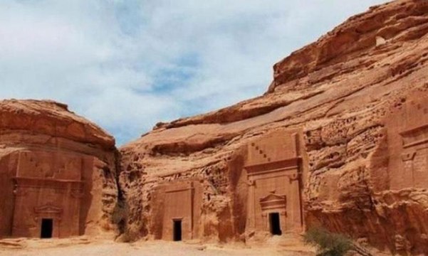 المملكة تنافس عالميا في قطاع السياحة