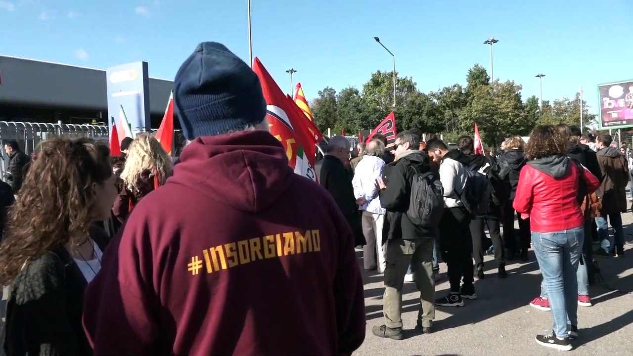 Ex Gkn, il collettivo di Fabbrica: "QF non fa niente per ripartire e va verso il fallimento"