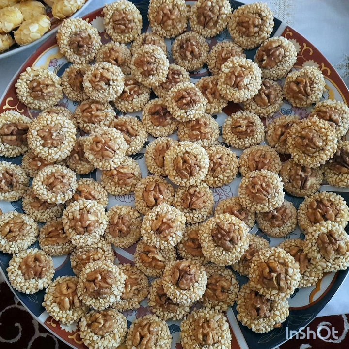 حلويات باللوز