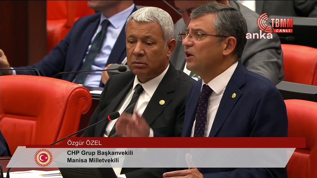 CHP’li Özgür Özel: Polis bandosu altı ay sonra CHP marşı çalsa olur mu? Biraz insaf!