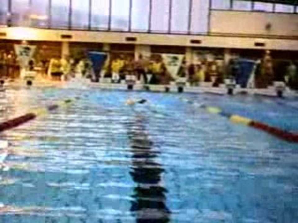 Manu R Crawl Relais