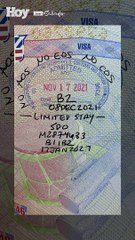 ¿Cuáles son las consecuencias de cambiar el vuelo para quedarse en EEUU?