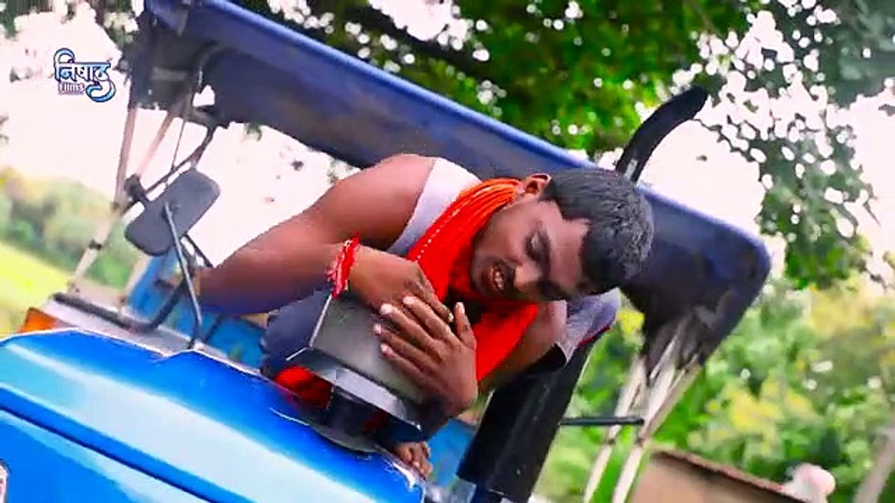 रिलीज़ होते ही मचा दिया तहलका ऐ खतरनाक गाना _ भीतर घुसा द ऐही में गिरा द _Spraj Movie DJ SONG (360p)