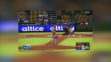 Navarro, Ruiz y Valdez conducen Toros a triunfo sobre Licey