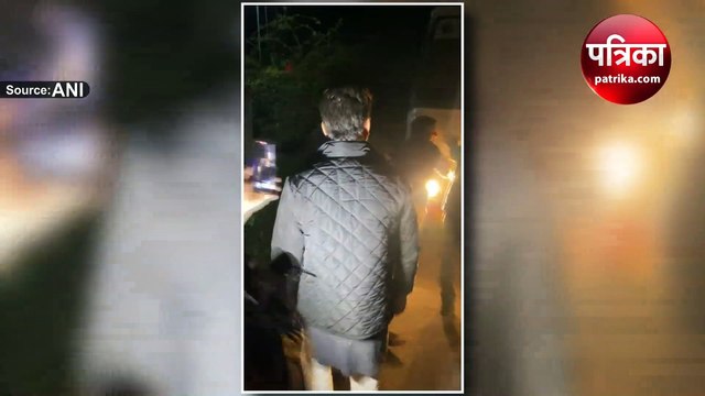 बस खराब होने से लगा था जाम, केंद्रीय मंत्री अनुराग ठाकुर ने गाड़ी को धक्का देकर क्लियर कराया ट्रैफिक, देंखे Video