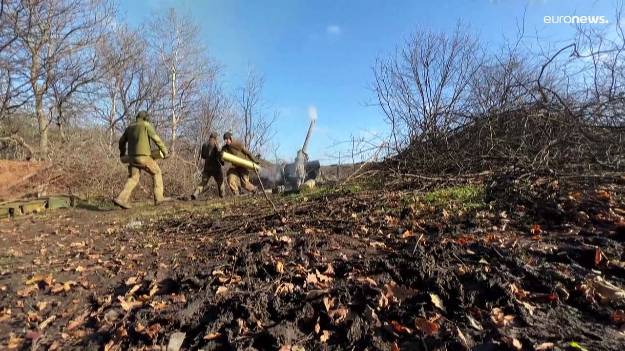 Ukrainischer Präsident Selenskyj räumt schwierige Lage an der gesamten Front ein