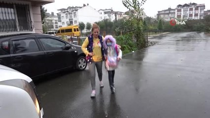 Anne şefkatiyle 16 yıldır direksiyon sallıyor