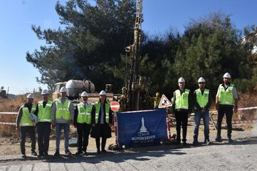 İZMİR'DE 'AFET ARAŞTIRMASI' İÇİN YÜRÜTÜLEN SONDAJ KAZILARI GÖRÜNTÜLENDİ