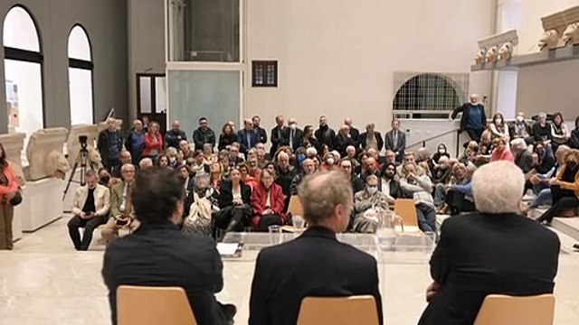 Presentato a Palermo «Il piacere di essere un altro», il nuovo libro del regista Roberto Andò