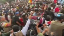 La policía peruana usa gases lacrimógenos contra los partidarios de Pedro Castillo