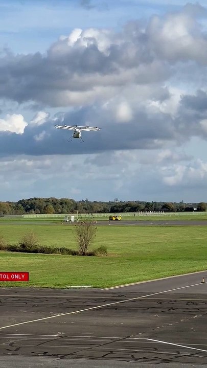 VIDÉO - Taxis volants : ce qu'il faut savoir sur les premiers vols prévus en 2024