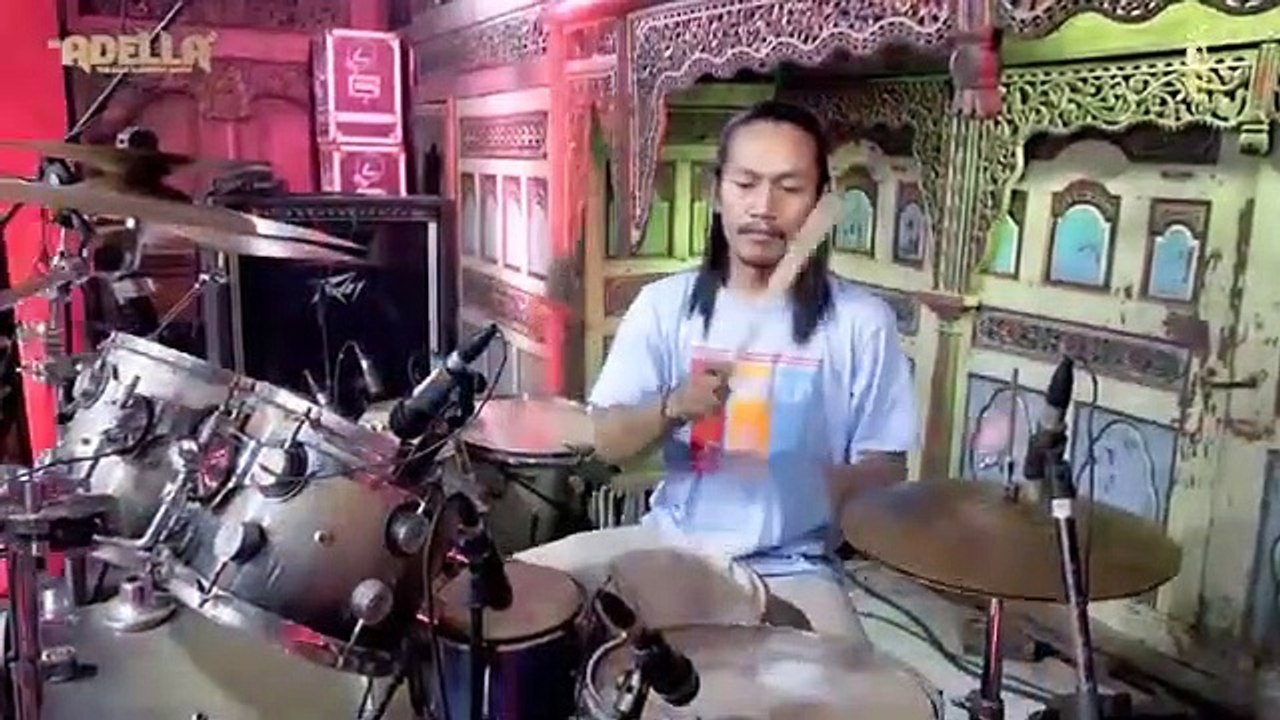 KARMILA Lala Widy , Arlida Putri , Difarina Indra Adella OM ADELLA