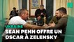 Sean Penn offre à Volodymyr Zelensky l’un de ses Oscars (et lui fait une demande)