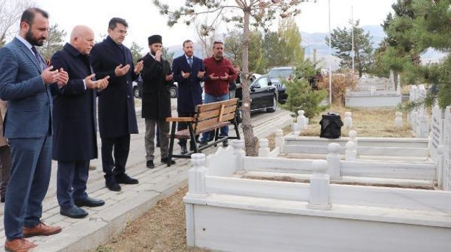 DEPREMDE YAŞAMINI YİTİREN DHA MUHABİRİ SEBAHATTİN YILMAZ, ANILDI- YENİDEN