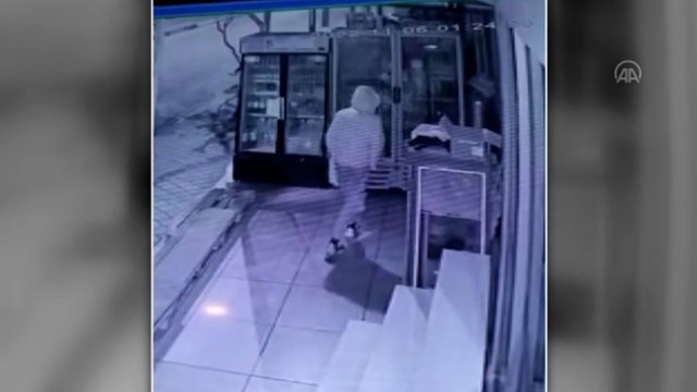 İş yerinden hırsızlık yapan 3 zanlı tutuklandı