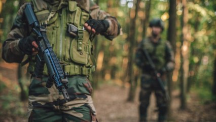 Überlebende Russen berichten vom Horror an der Front