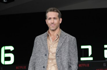 Ryan Reynolds is looking for an investor to help him purchase NHL team