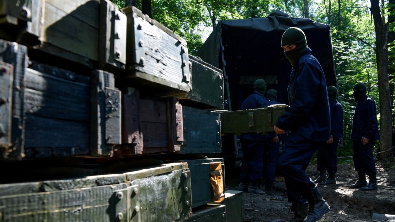 Angst vor Angriffen: Russen lagern Munition nicht mehr in Lagerhäusern