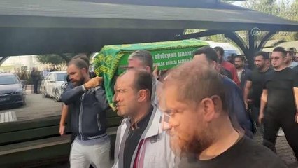 2,5 yaşında lösemi nedeniyle hayatını kaybeden Ege Alp'in cenazesi defnedildi