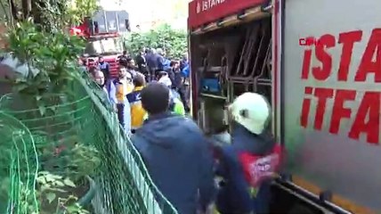 Sarıyer'de korkutan yangın! 3 gecekondu küle döndü