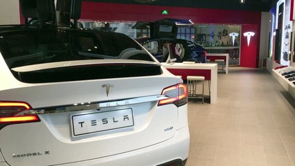 Musk vende quase US$ 4 bilhões em ações da Tesla