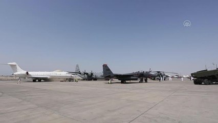 Bahreyn'de Uluslararası Havacılık Fuarı