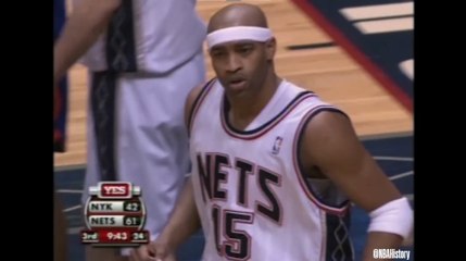 NBAHistory: Vince Carter 360 circus layup vs. NYK in 2006