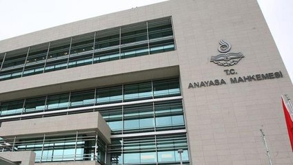 AYM, CHP'nin Öğretmenlik Sınavı'nın iptali için açtığı davada bakanlık ve sendikaları dinleyecek