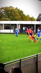 Il met le but de sa vie et n'a même pas regardé tellement il était improbable