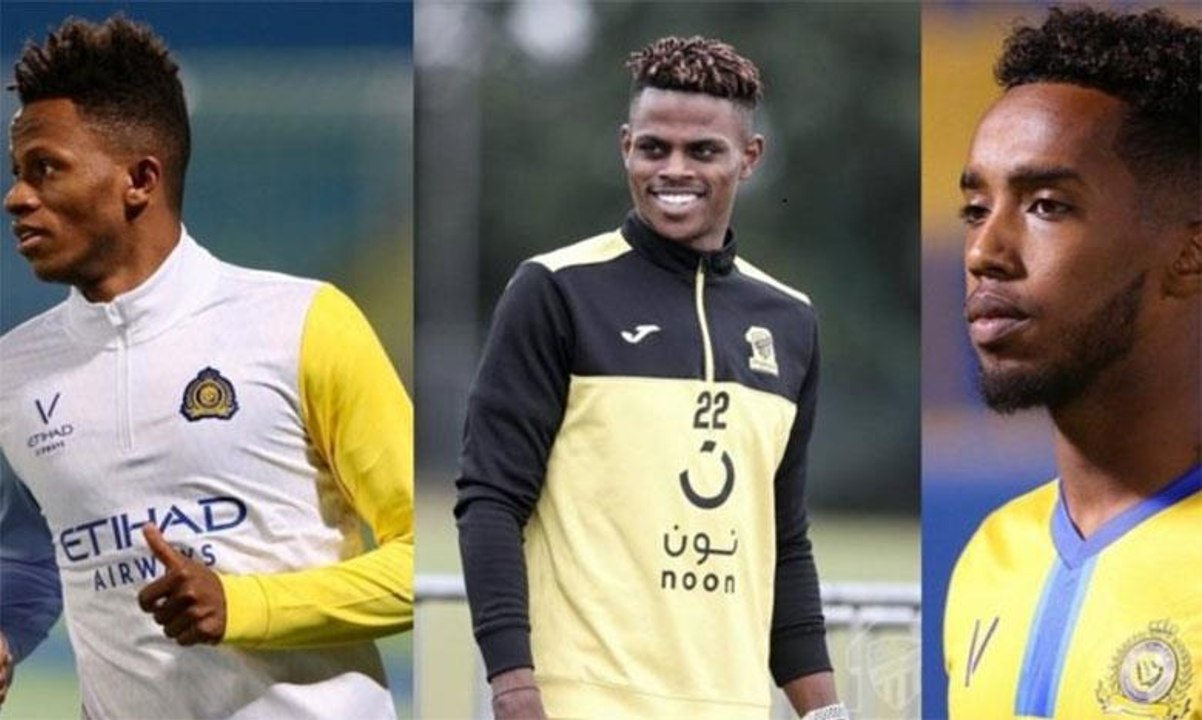 السعودية تمنح الجنسية للاعبي كرة القدم عبد الفت...