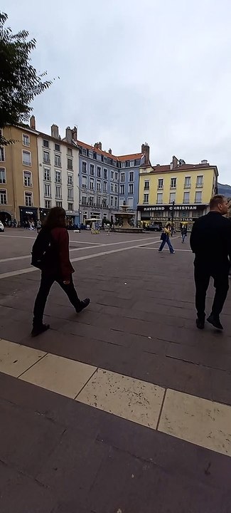 Frensh City - Grenoble - Centre Ville - #France #Grenoble #City (12)