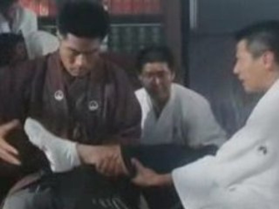 [Extrait De Film] Fist of legend