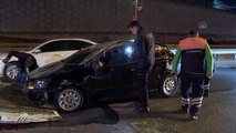 Çekmeköy'de otomobilin çarptığı hafif ticari araçtaki 1 kişi yaralandı