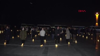 İZMİR, ATA'YA SAYGI NÖBETİNDE