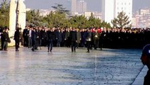 Devlet erkanı, Gazi Mustafa Kemal Atatürk'ün 84'ncü ölüm yıldönümü nedeniyle Anıtkabir'de