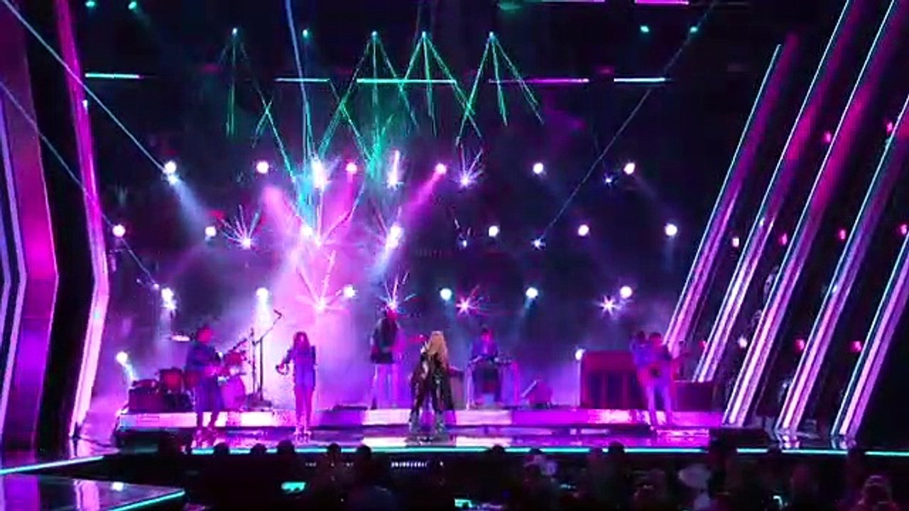 Miranda Lambert Delivers a Vibrant Performance _ LIVE _ CMA Awards