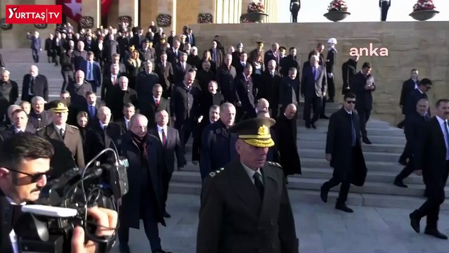 Anıtkabir'deki 10 Kasım töreninde Her yer Tayyip, her yer Erdoğan sloganı atıldı