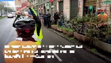 Milani, i ciclisti manifestano dopo la morte del 14enne Luca Marangoni