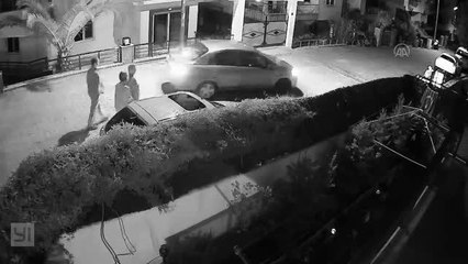 Babasının park etmeye çalıştığı otomobilin çarptığı kişi yaralandı